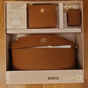 New Anne Klein Gift Set
